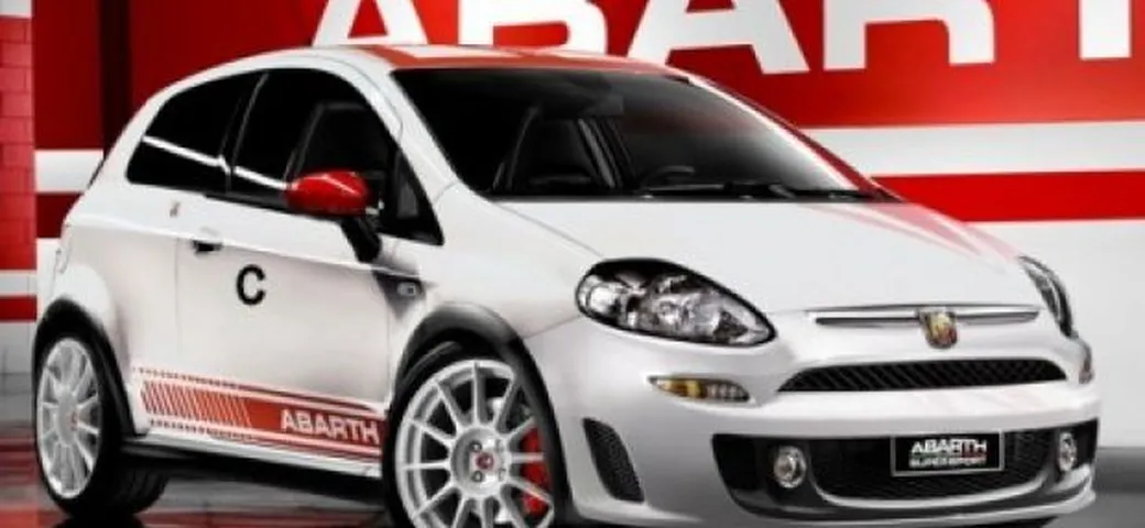 Abarth Punto Evo: prima ricostruzione grafica