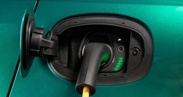 Le plug-in superano le vendite delle diesel: sorpasso storico in Europa