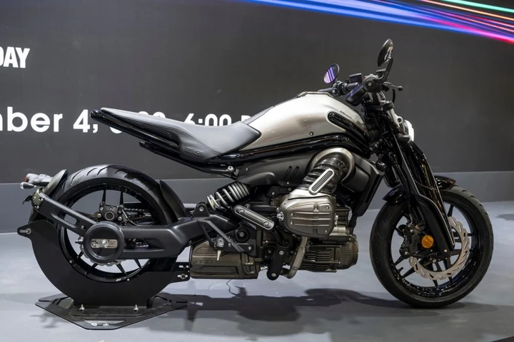 Benda P51: la moto ibrida presentata all’EICMA 2025 di Milano