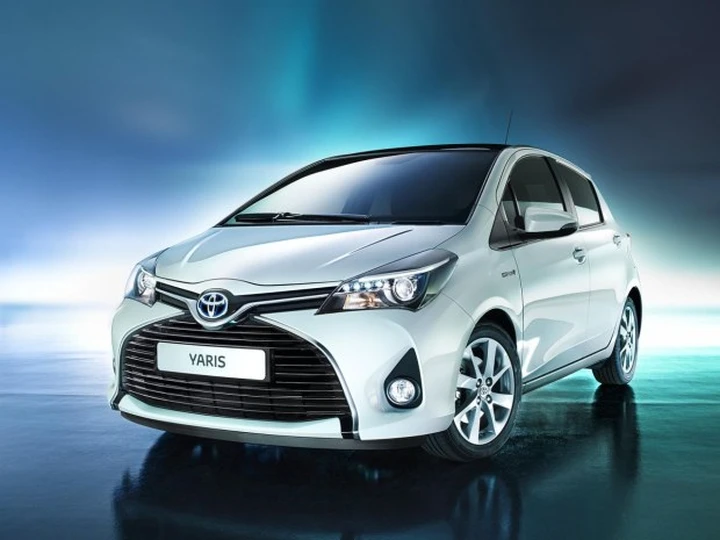 Toyota Yaris facelift: le immagini arrivano dal Giappone