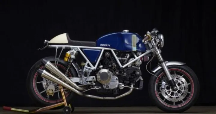 Riviera Ducati by Walt Siegl