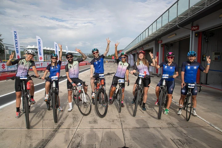 Suzuki Bike Day 2023: nuovo record di presenze per l’evento dedicato alla mobilità sostenibile