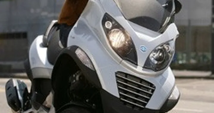 Nuovo Piaggio MP3 400