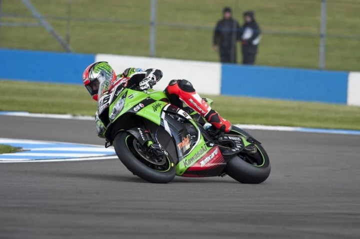 SBK, Donington: Sykes rifila 1 secondo a tutti nelle Q1, 3° Melandri (GALLERY)