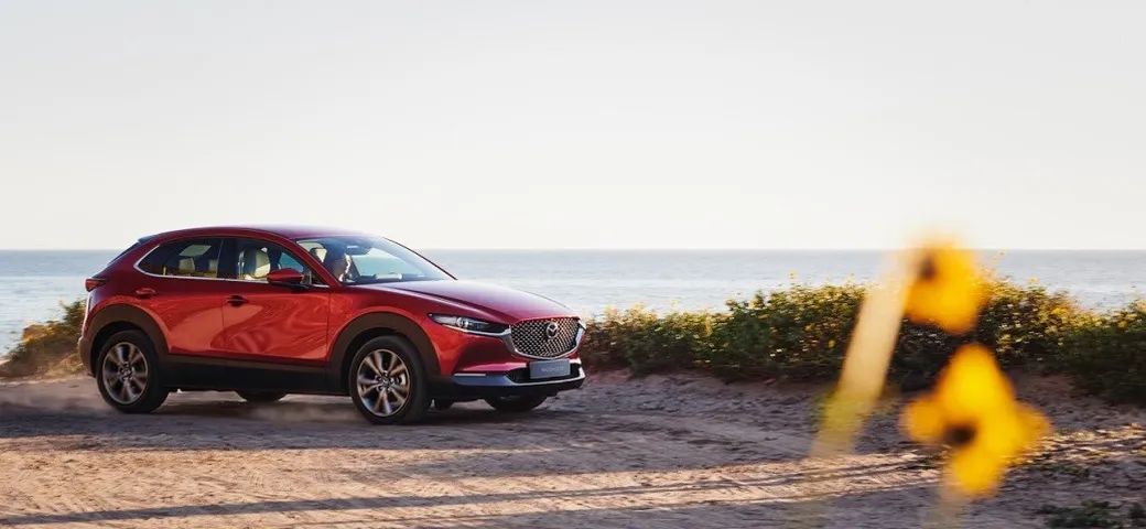 Mazda CX-30 2022: prezzi, novità, motori, allestimenti