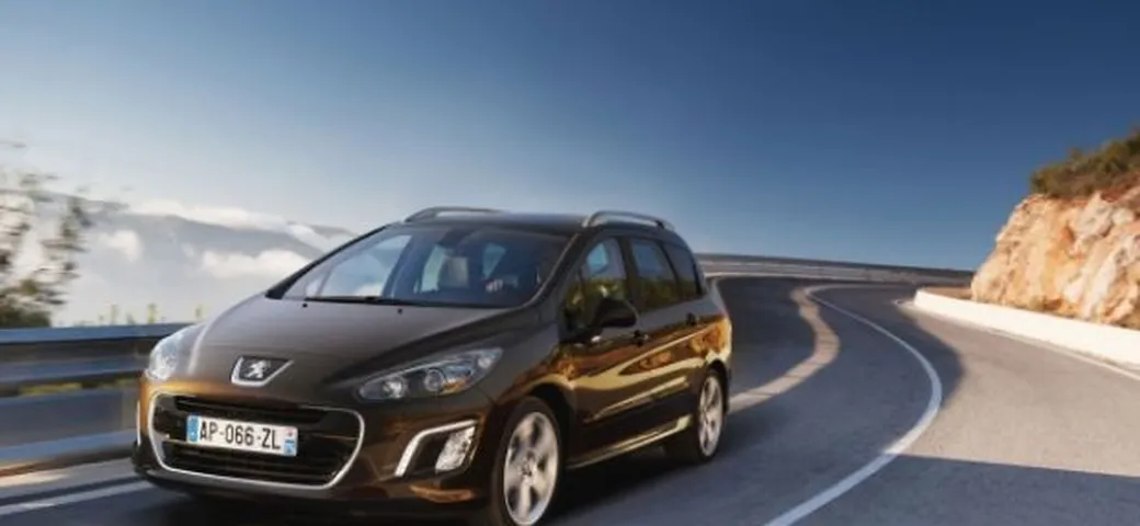 Peugeot 308: il restyling anche per le Station Wagon e Cabriolet