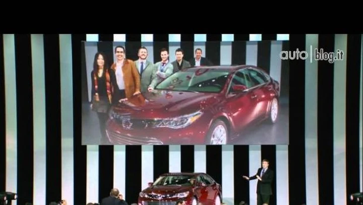 Toyota Avalon 2013: anteprima mondiale al Salone di New York 2012