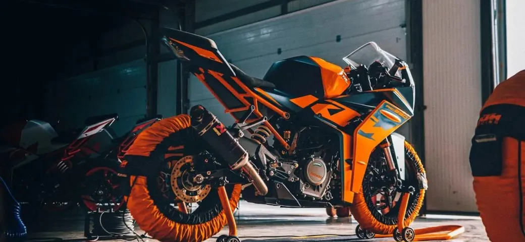 “La passione non va in bancarotta”: KTM pronta a tornare in pista nel 2025