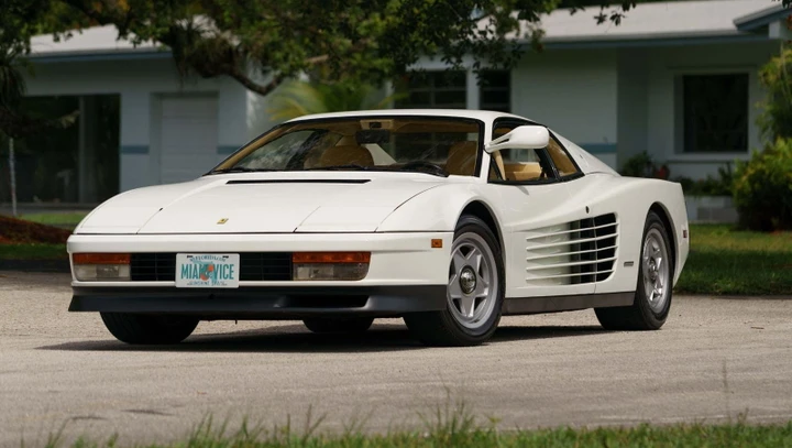 All'asta la Ferrari Testarossa di Miami Vice