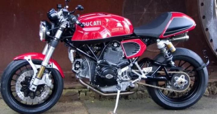 Special: Ducati Ultima 1000 by Ducati Saarland