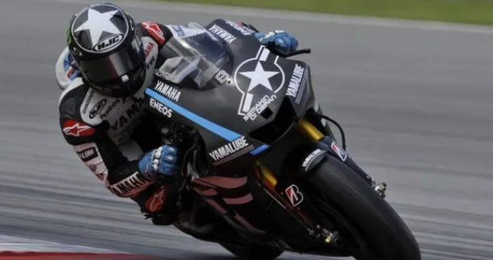Test MotoGP, Sepang: Quattro Yamaha davanti. Primo Spies. Honda ferme ai box. Rossi 7° a +0.845