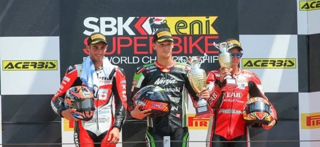 Superstock 1000 Misano 2014: vince Lorenzo Savadori su Mercado e Bussei