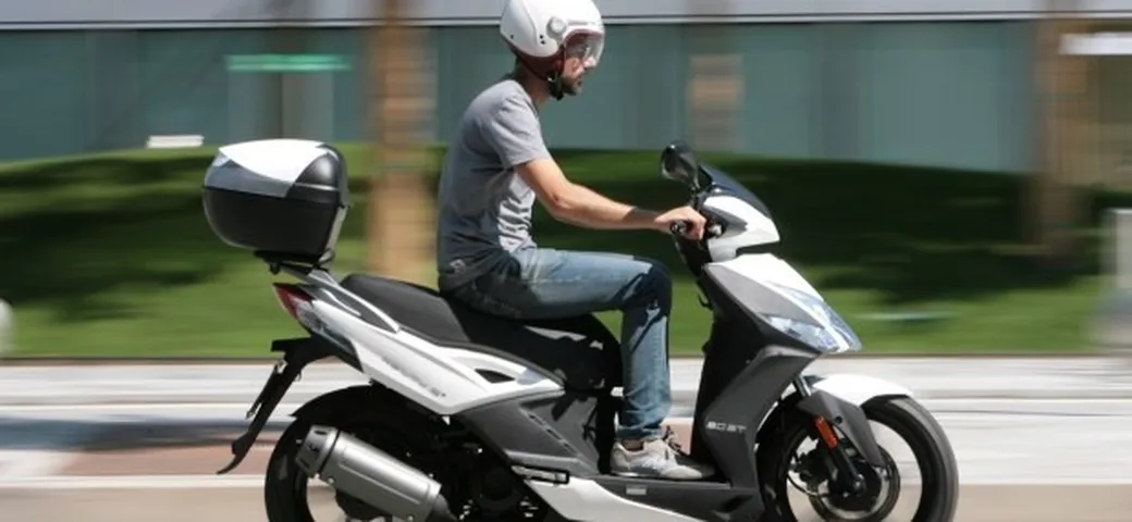 Kymco Agility R16 Plus 2014: disponibili le motorizzazioni 50 cc 2T e 4T