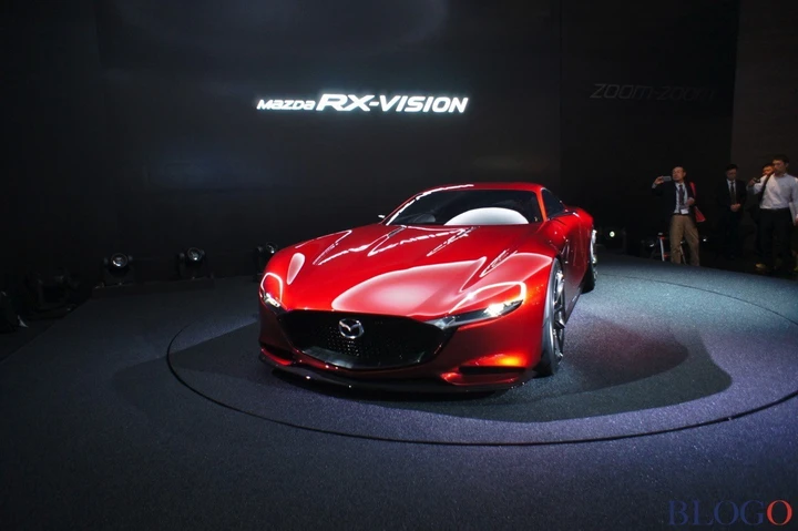 Mazda RX-Vision al Salone di Tokyo 2015 Live