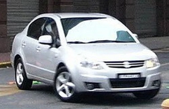 Suzuki SX4 3 volumi in veste definitiva