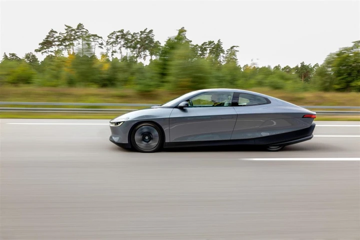 Volkswagen Mission Efficiency, oltre 1.200 km con una sola ricarica: regina dell’efficienza