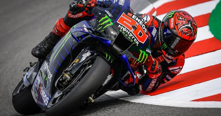 MotoGP Catalunya 2021: Quartararo si prende la pole. Due Ducati in prima fila