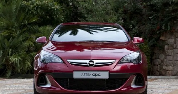 Opel Astra OPC: i segreti della nuova bomba di Russelsheim