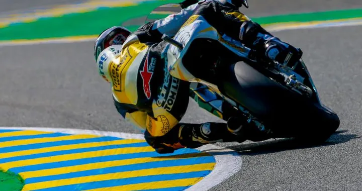 Moto2 Le Mans 2016: Luthi primo nelle FP3, Corsi sesto