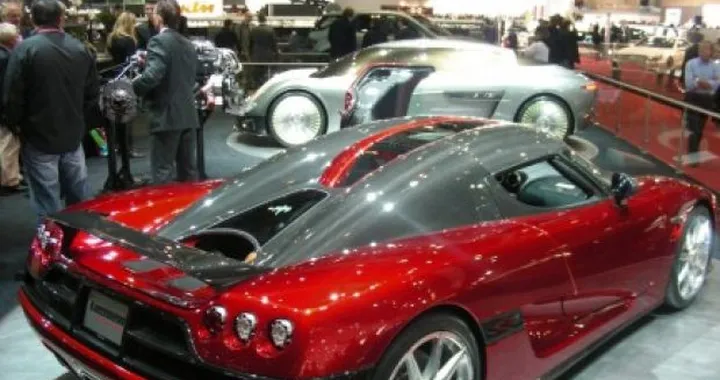 Koenigsegg: nuove immagini della Ccr e Ccrx