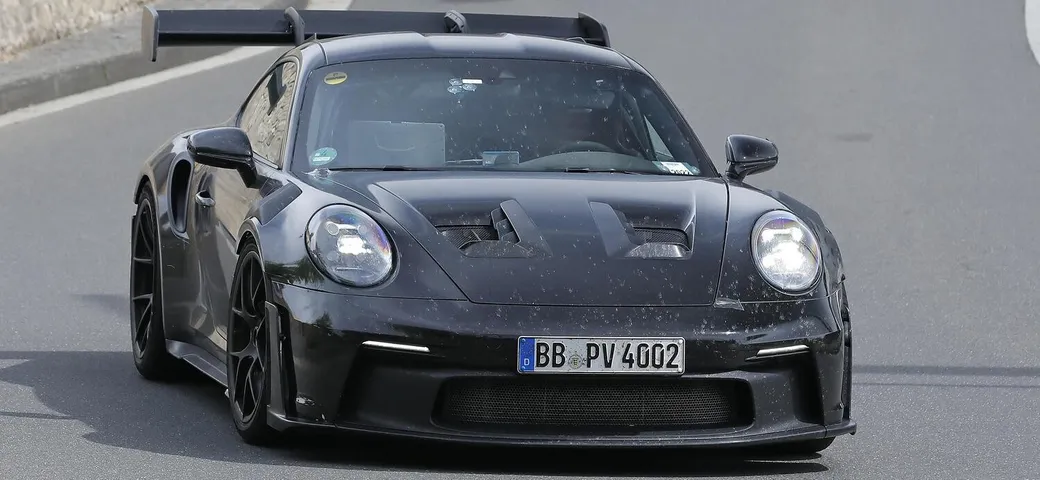 Porsche 911 GT3 RS: la nuova generazione spiata senza camuffature