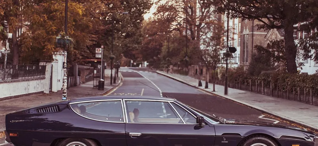 Lamborghini Espada: 50 anni a Londra sulle strisce pedonali dei Beatles