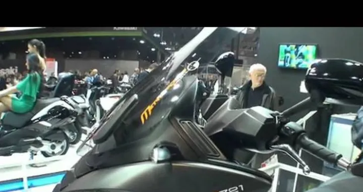 Peugeot Metropolis 400i 2012: Video Salone Eicma Milano 2011