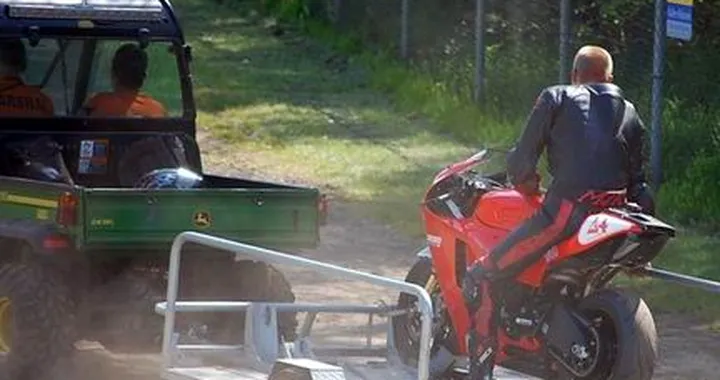 Foto del giorno: "battezzata" la prima Desmosedici RR?