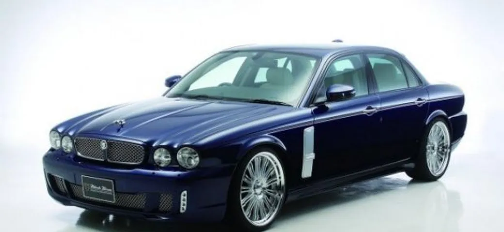 Jaguar XJ X350 Black Bison Edition by Wald International