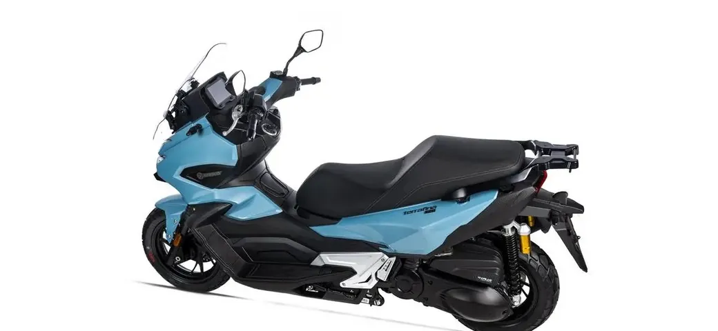 Keeway TerraFina 350i: lo scooter versatile che unisce stile, sicurezza e tecnologia