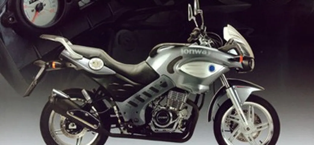 Jonway YY250: replica Bmw?