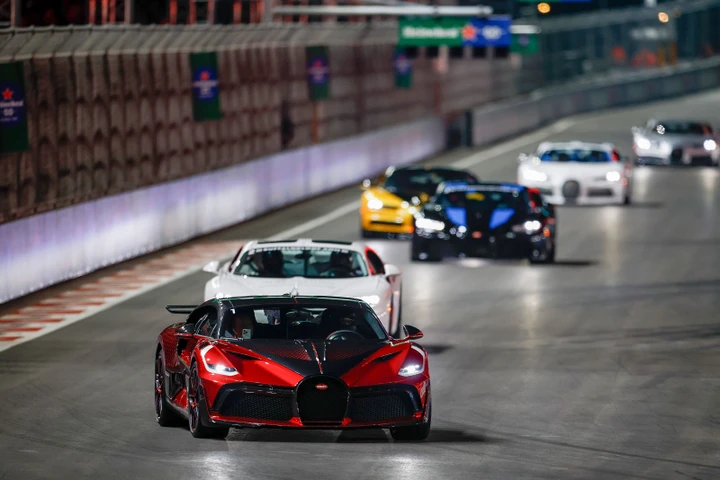 Bugatti: esperienza unica per i clienti sul circuito di Las Vegas F1