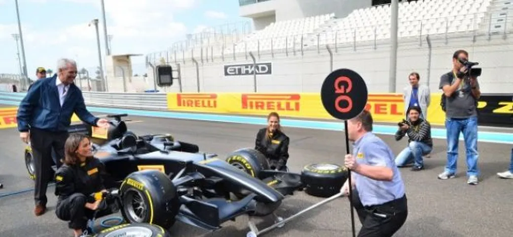 Pirelli: ad Abu Dhabi la presentazione degli pneumatici di F1 per la stagione 2012 - I dettagli