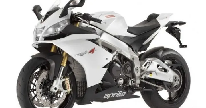 Aprilia RSV4 R APRC 2011
