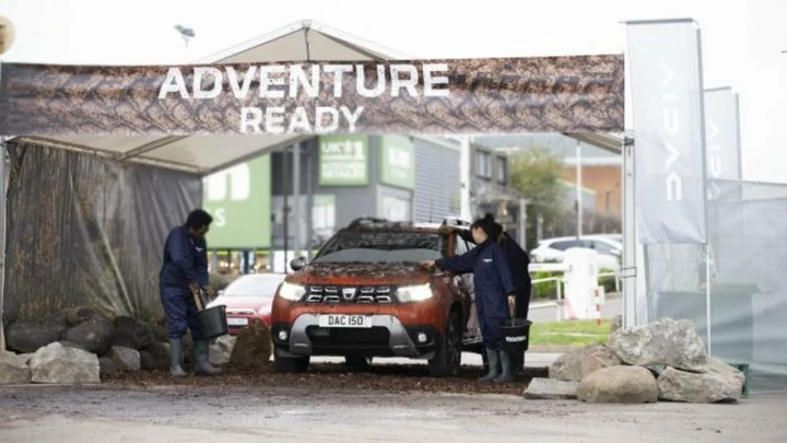 L'autolavaggio per Dacia Duster 4x4 che sporca il veicolo