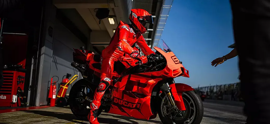 Il motore che non si cambia: Ducati gioca d’astuzia per dominare ancora
