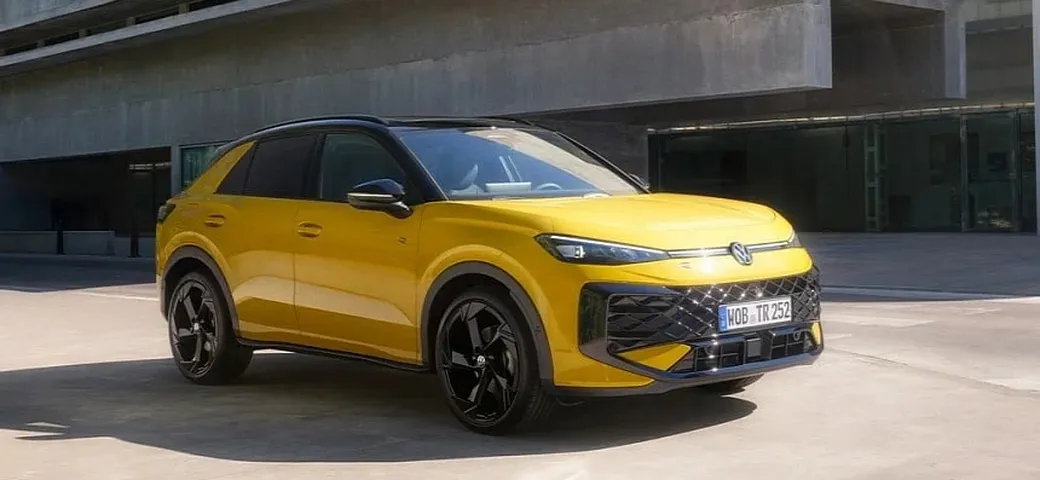 Volkswagen T-Roc, ecco la seconda generazione: finalmente ibrida