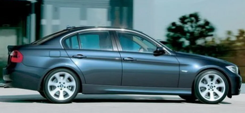 BMW 316i: la nuova entry level della serie 3