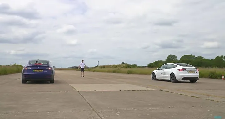 Tesla Model 3 Performance nuova vs vecchia: drag race elettrica | Video