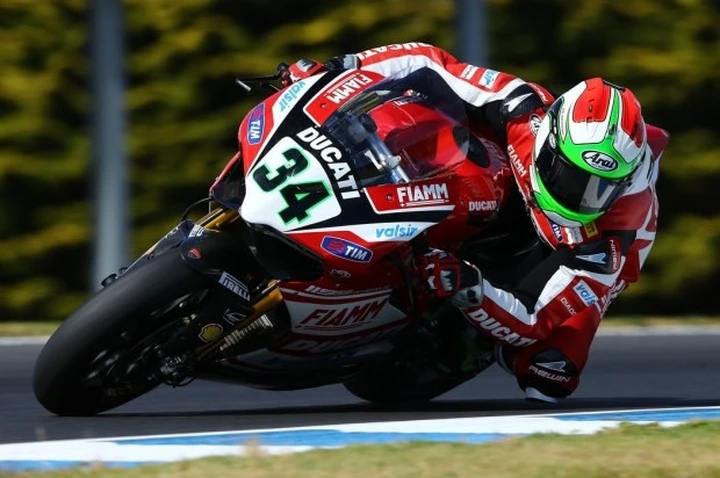 Superbike, Giugliano (Ducati) affila le armi per Phillip Island: 