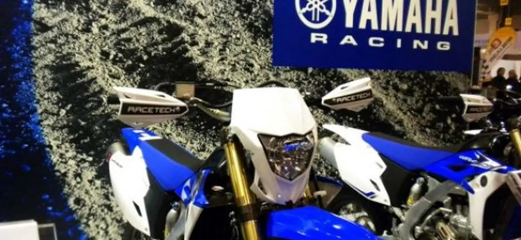Yamaha: kit challenge omaggio per WR450F