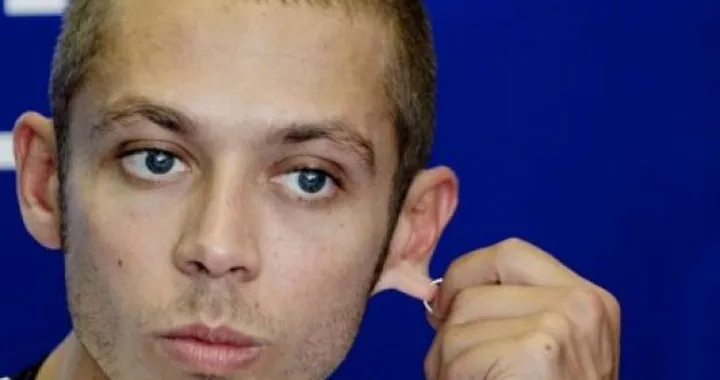 Rossi fa cross per aiutare i malati di leucemia