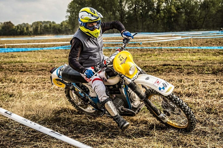 ingrandisci immagine