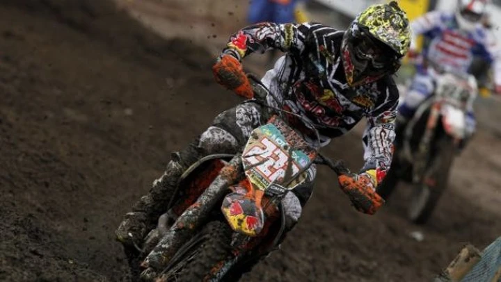MX1, Inghilterra: dominio assoluto di Tony Cairoli