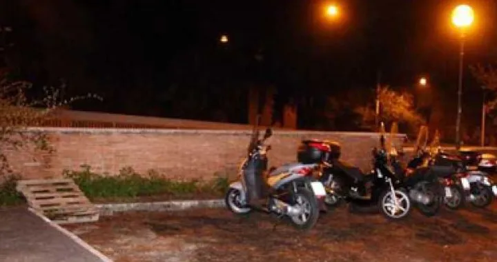 Fermata a Roma banda di rumeni che trafficava scooter e motorini