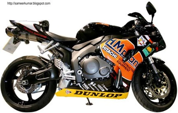 TT McGuinness replica Honda CBR1000RR