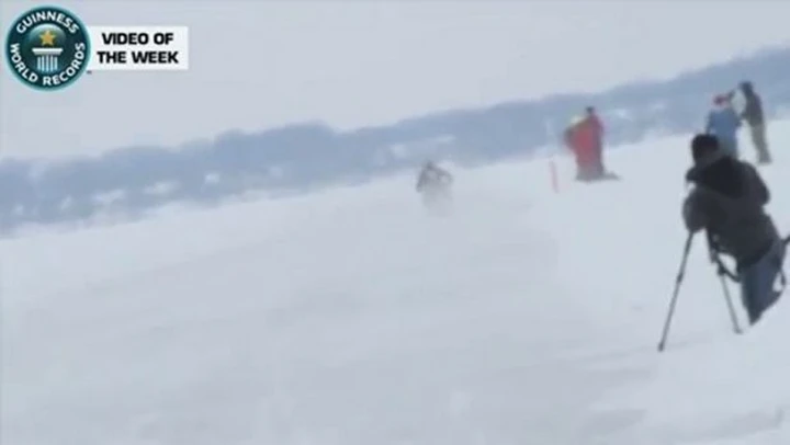 Rubrica Epic Win: su una ruota a 150 km/h sul ghiaccio /video