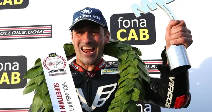 Stefano Bonetti in trionfo alla NW200