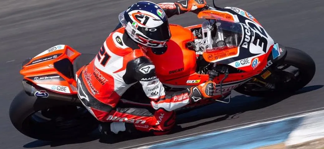 ASBK: Troy Bayliss correrà con il numero 32