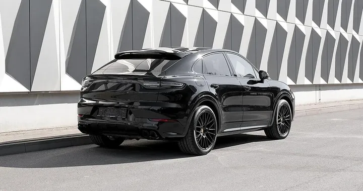 La Porsche Cayenne GTS Coupé di Lionel Messi è in vendita: quanto vale